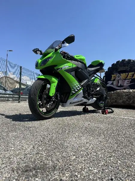ZX10R