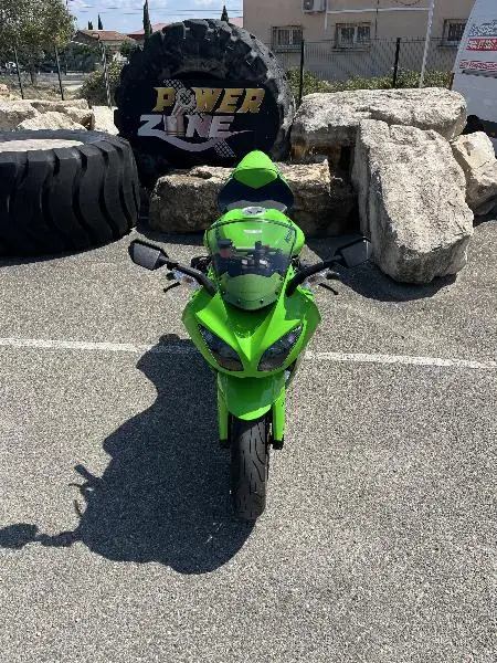 ZX10R