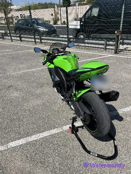 ZX10R