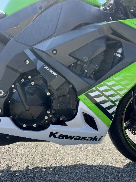 ZX10R