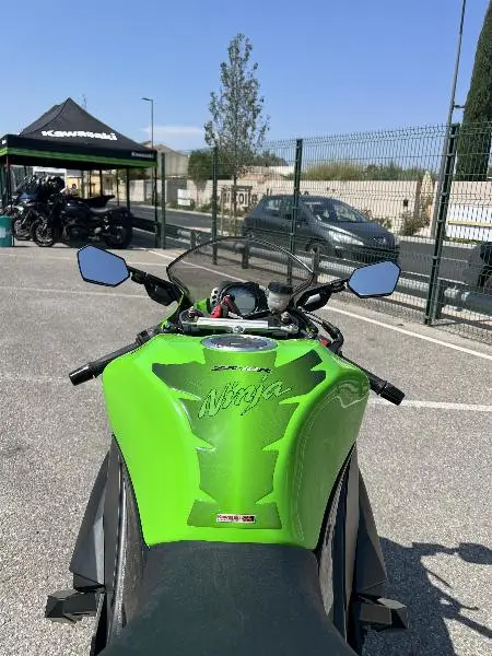 ZX10R