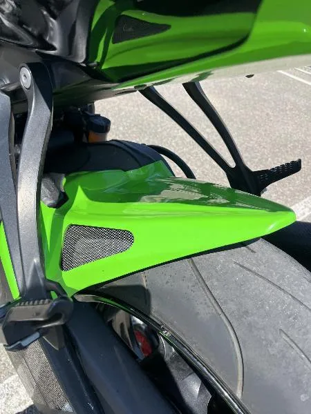 ZX10R