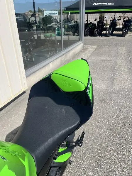 ZX10R