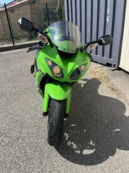 ZX10R