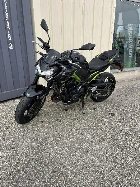 Z 900