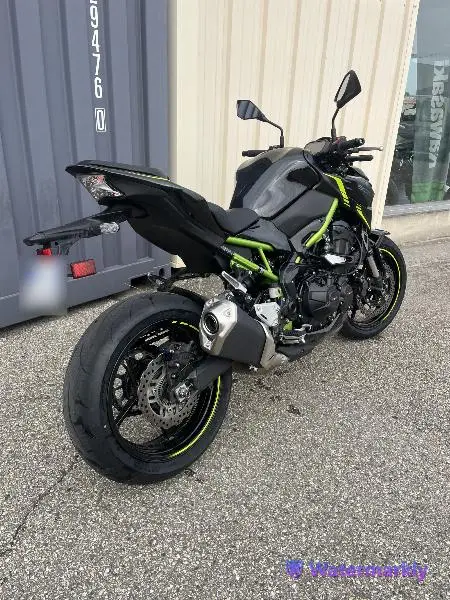 Z 900