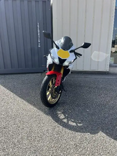 R125 World GP 60th Anniversary