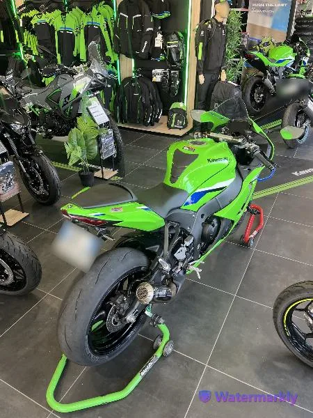 ZX10R