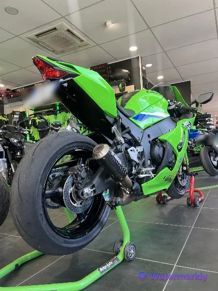 ZX10R