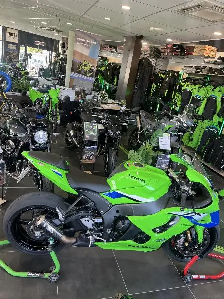 ZX10R