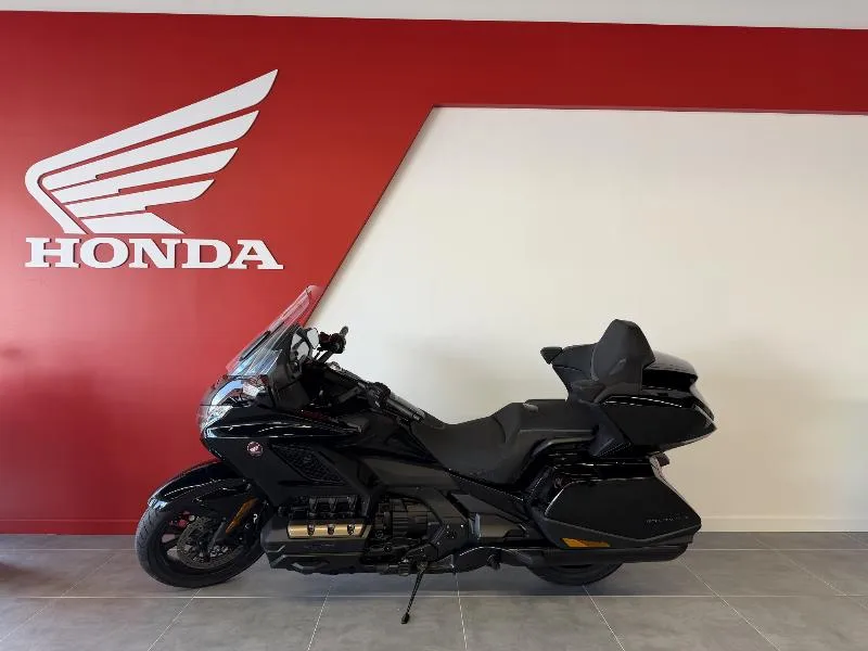 GL1800 GOLDWING