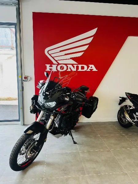 CRF 1100  L AFRICA TWIN