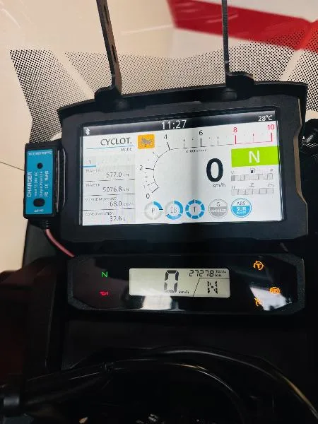 CRF 1100  L AFRICA TWIN