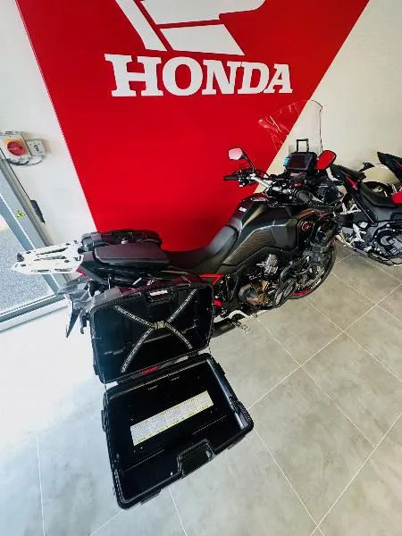 CRF 1100  L AFRICA TWIN