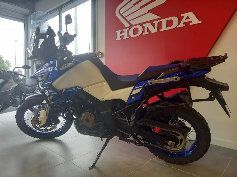 DL VSTROM 1050DE