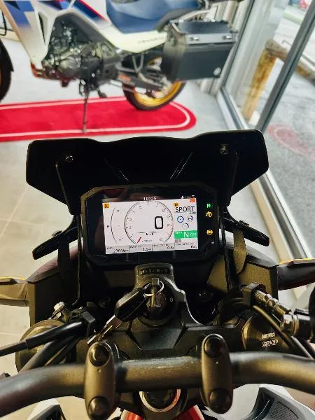 CB 750 HORNET