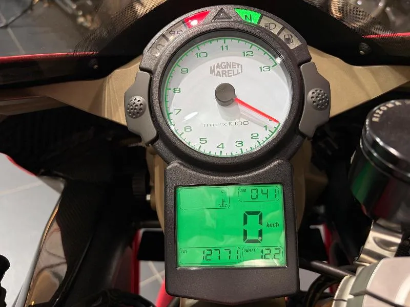 999 R