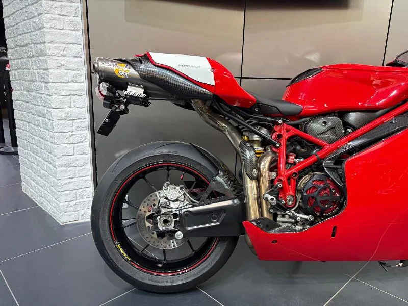 999 R