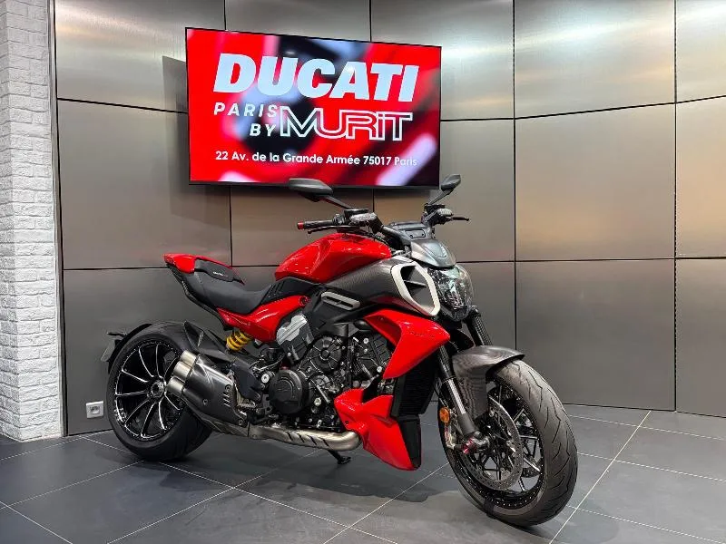 DIAVEL V4