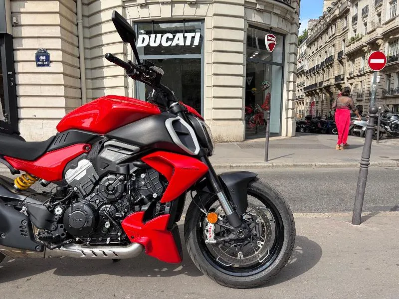 DIAVEL V4