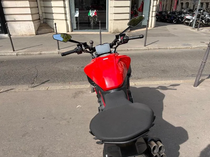 DIAVEL V4