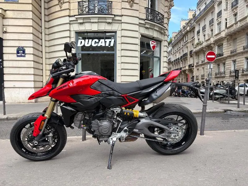 HYPERMOTARD