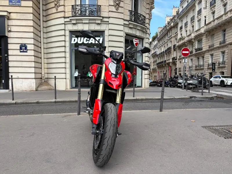HYPERMOTARD