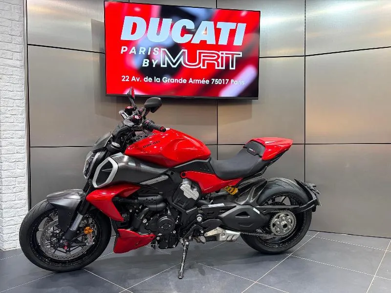 DIAVEL V4