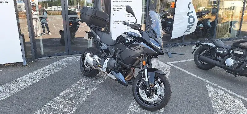 F 900 XR