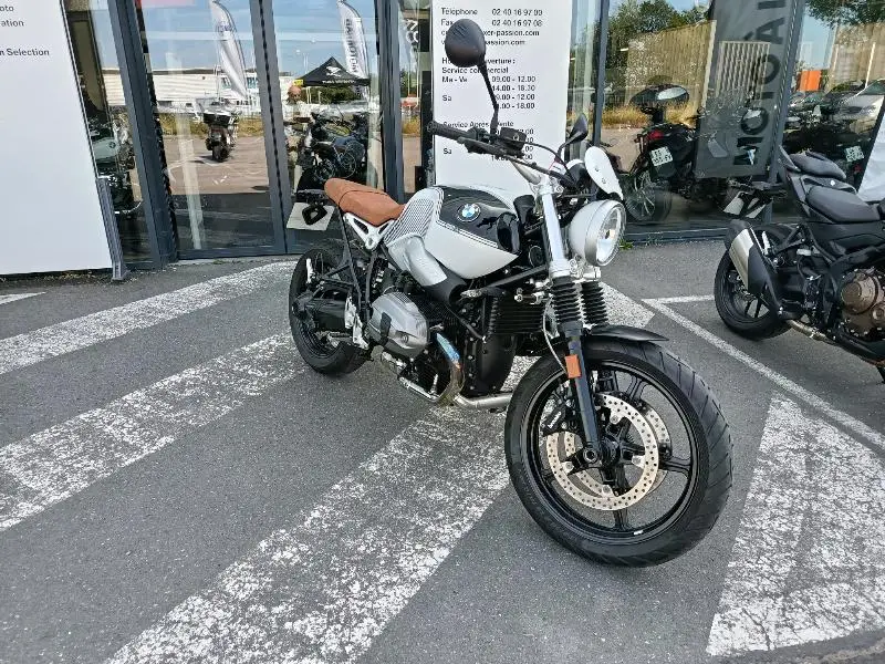 R NineT Scrambler
