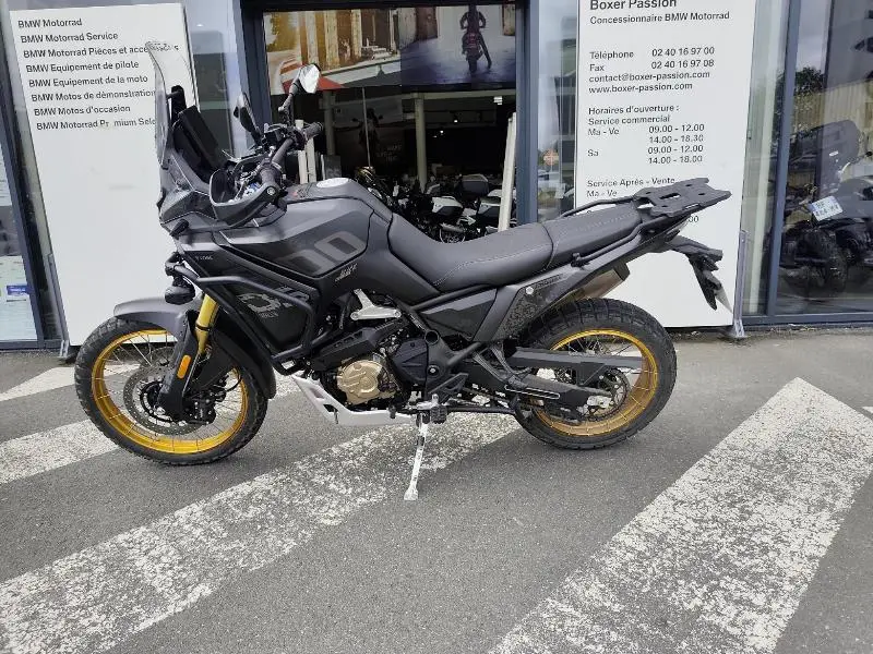 DS 800 X RALLY