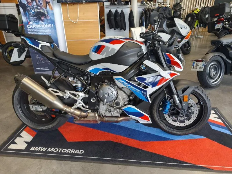M 1000R 2023