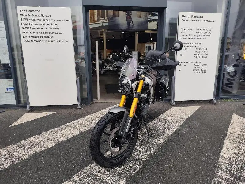 Scrambler 400 X