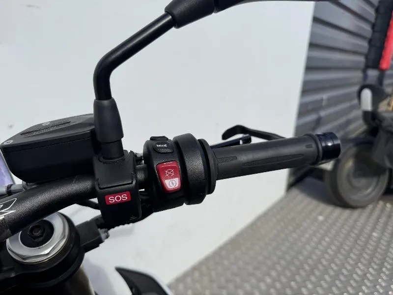S 1000 R