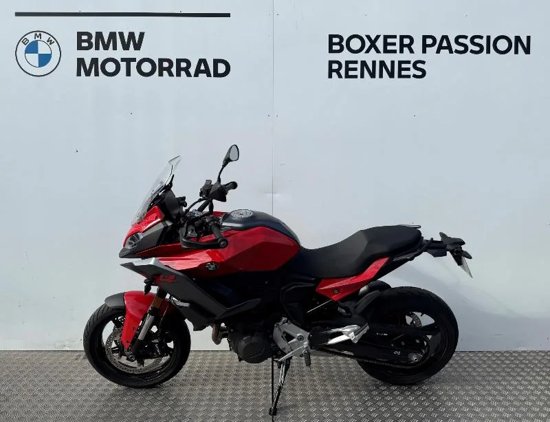 F 900 XR