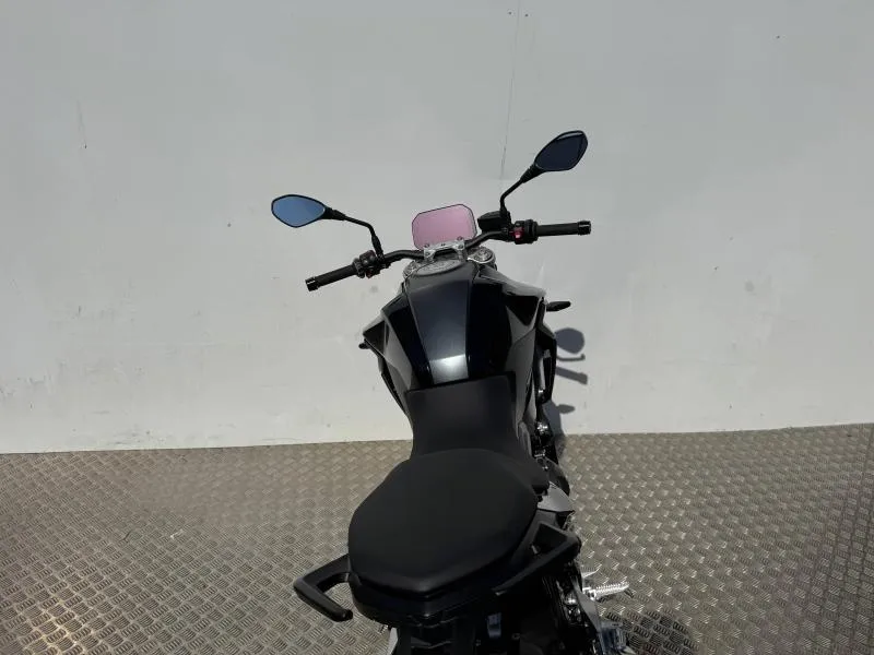 F 900 R A2