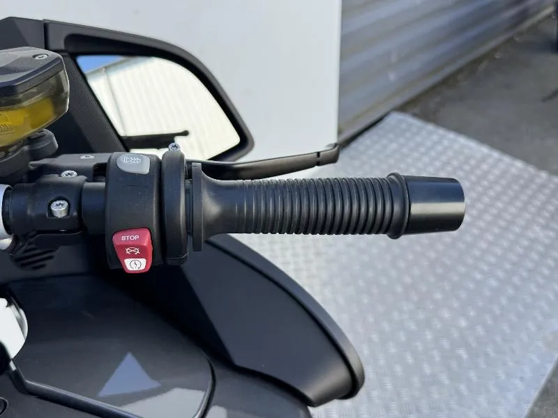 R 1200 RT