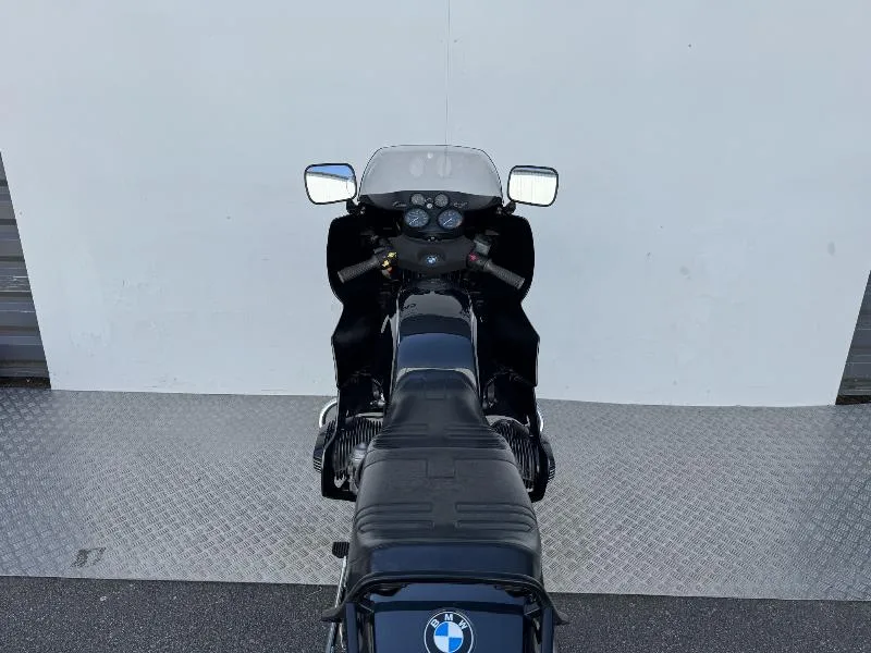 R 100 RS
