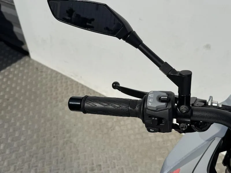 KATANA 1000