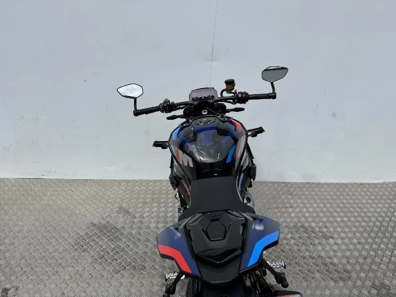 M 1000R