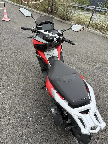 SR1 125 ADV
