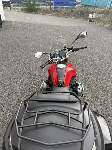 R 1200 R