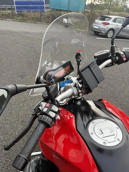 R 1200 R