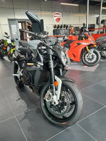 BRUTALE 1000 RR