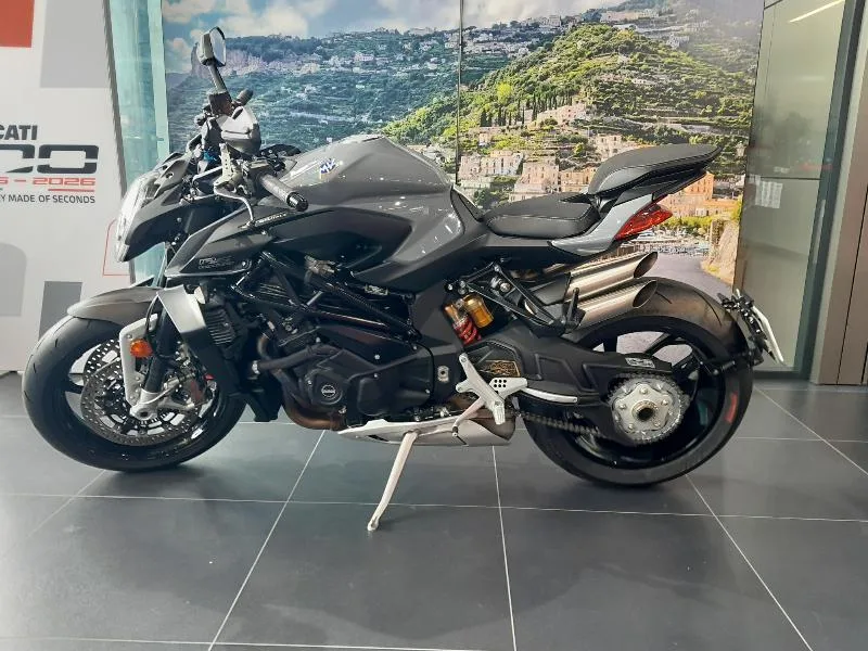 BRUTALE 1000 RR