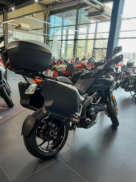 MULTISTRADA 1200 S TOURING