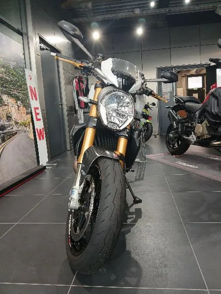 MONSTER 1200 S
