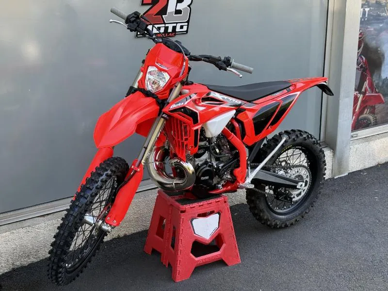 300 RR XPRO