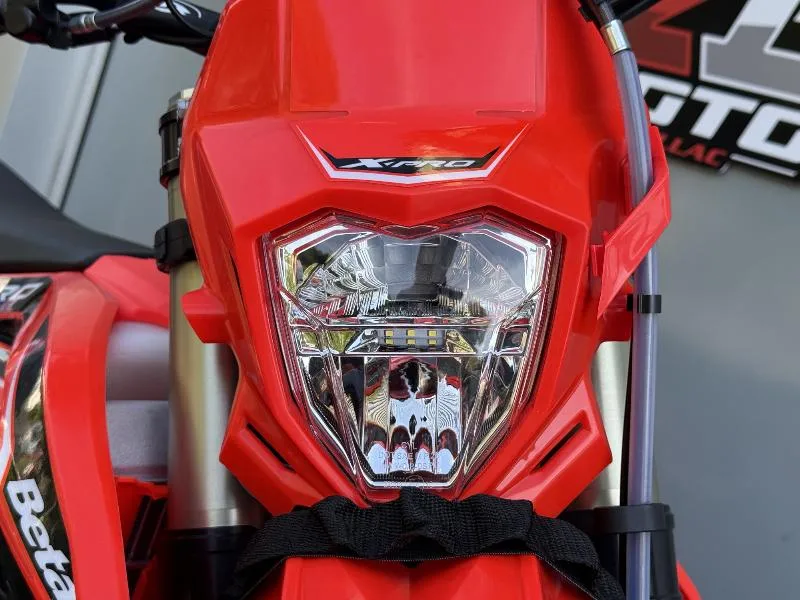 300 RR XPRO