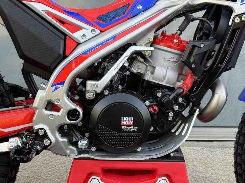 250 SINCRO Factory